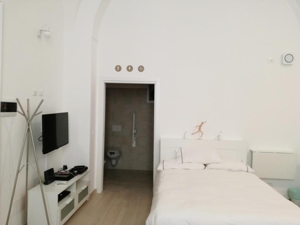 House Of Colors Apartment Bari Exterior photo
